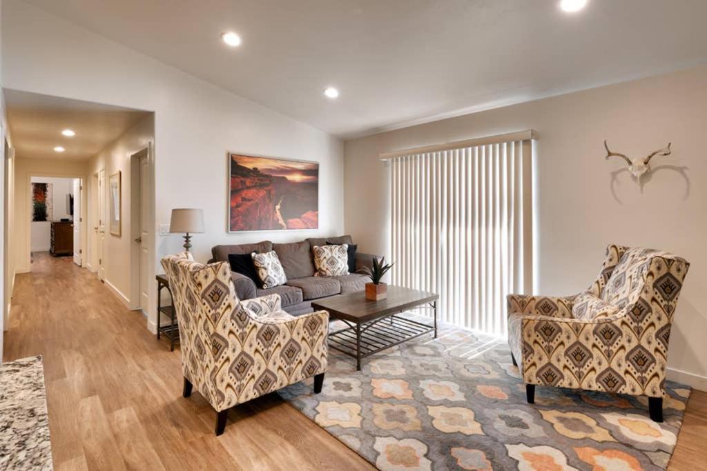 6L Top Floor Redcliff Condo, Pool & Hot Tub Moab Exterior photo